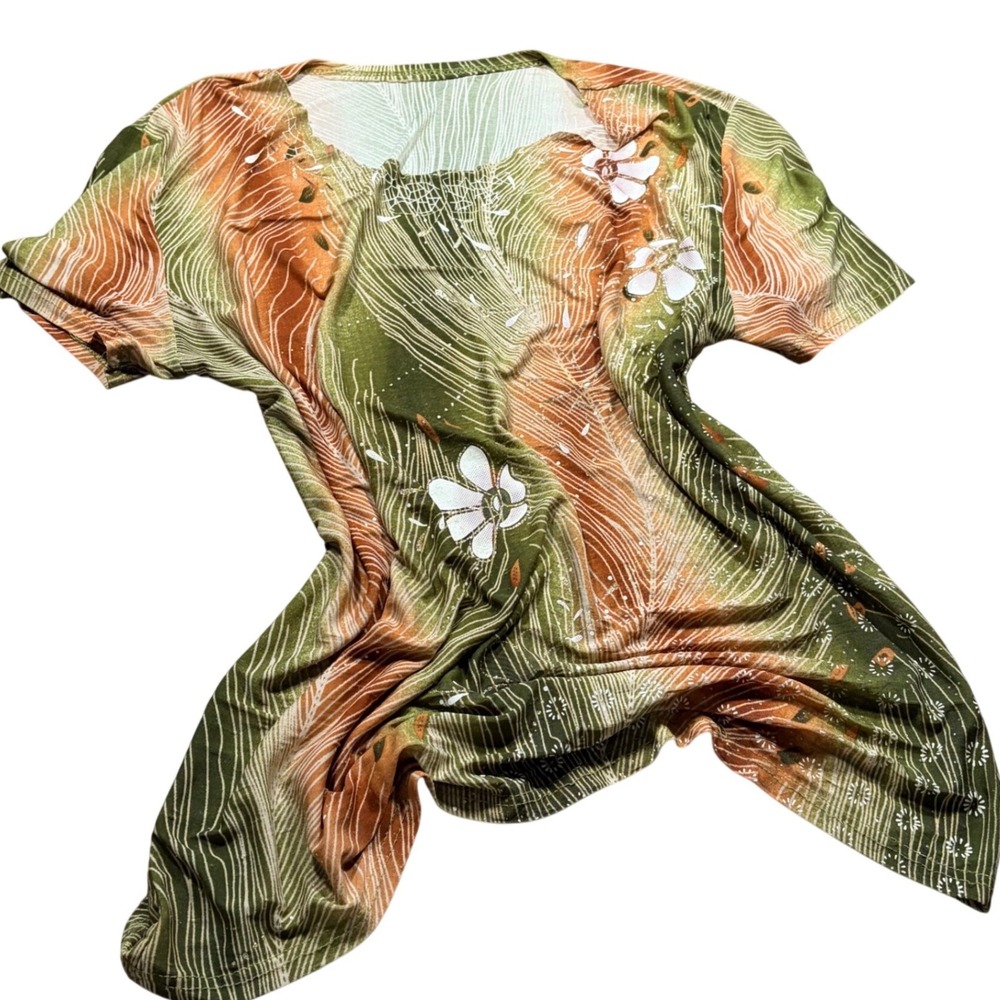 Fairy Glitter Earth Tone Abstract Floral Short Sleeve Scoop Neck Top Green